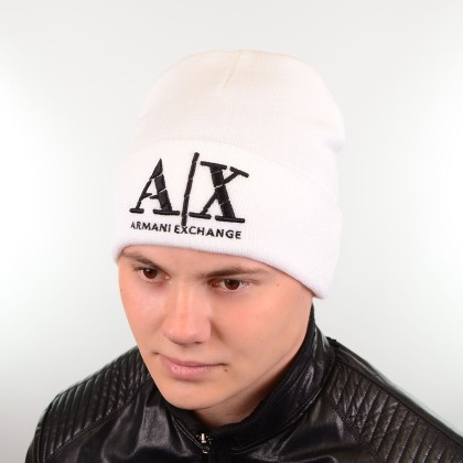 Шапка L18011 белый "CHRG"