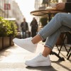 Купить оптом Кроссовки женские 