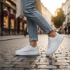 Купить оптом Кроссовки женские 