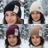 Купить оптом Шапка женская Купить оптом Шапка женская